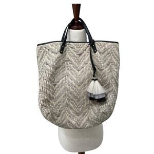Kempton & Co. woven leather tote gray off white Weave Purse Horsehair Charm